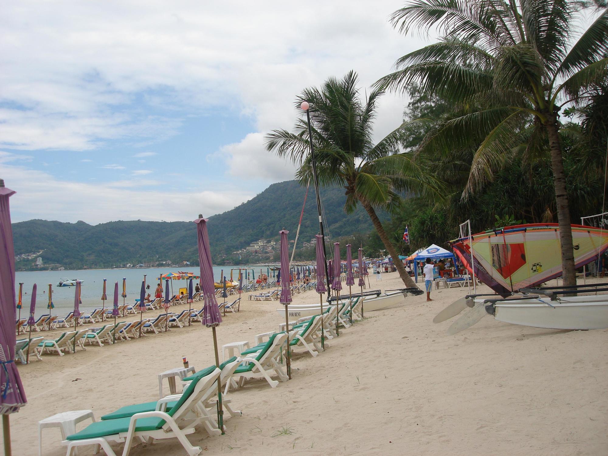 Auberge de jeunesse Tropicoza à Patong Extérieur photo