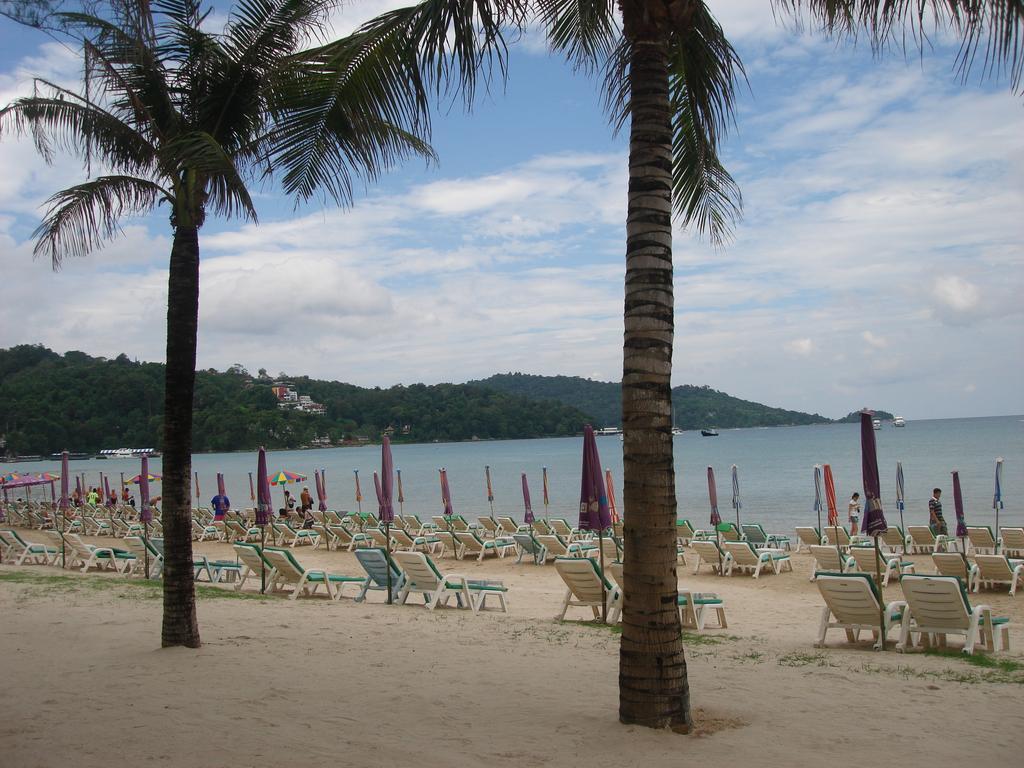 Auberge de jeunesse Tropicoza à Patong Extérieur photo