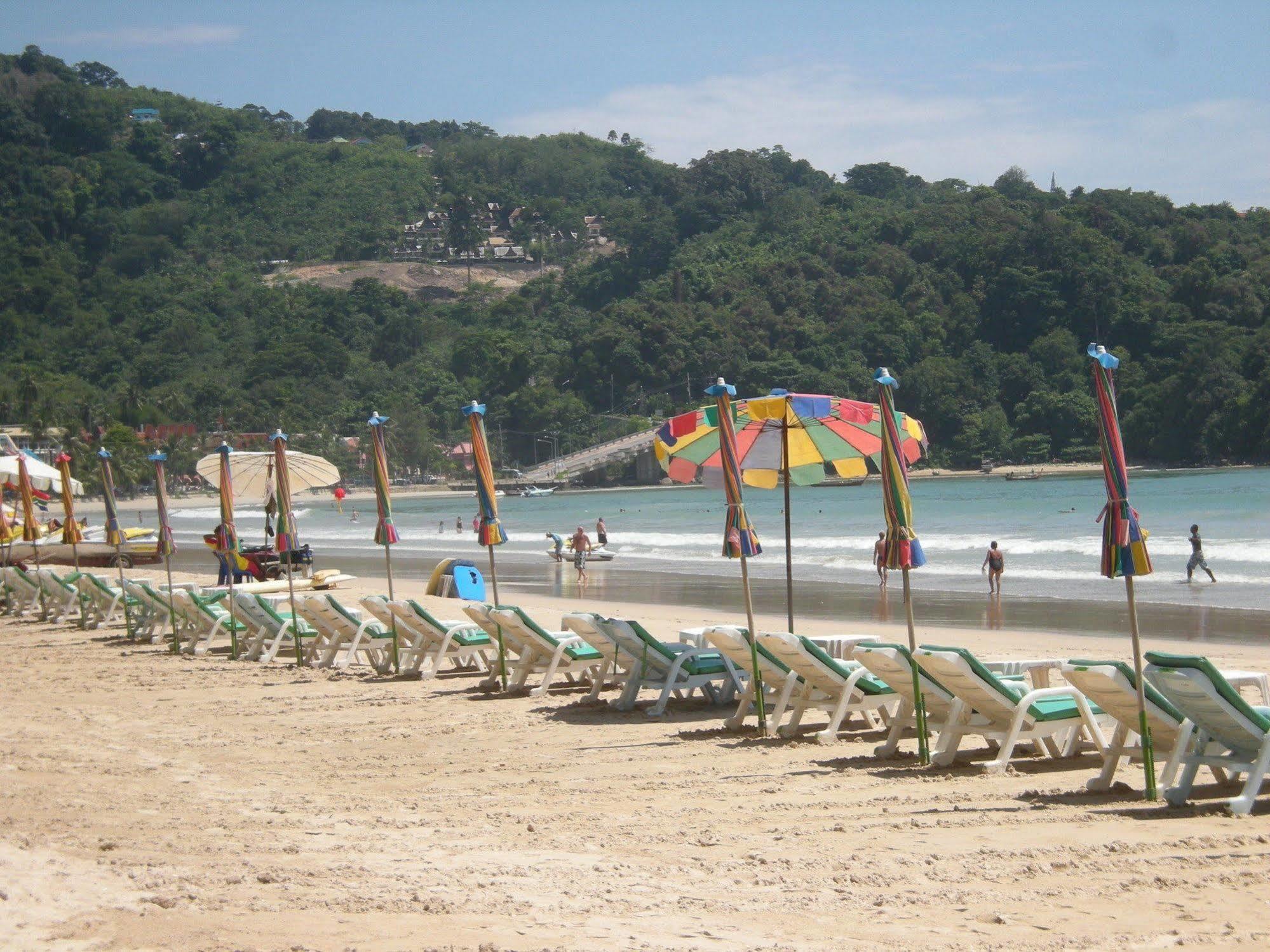 Auberge de jeunesse Tropicoza à Patong Extérieur photo